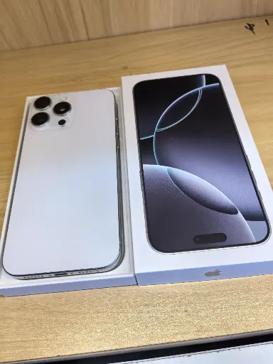 99新 全套iPhone16Promax 256G 白色